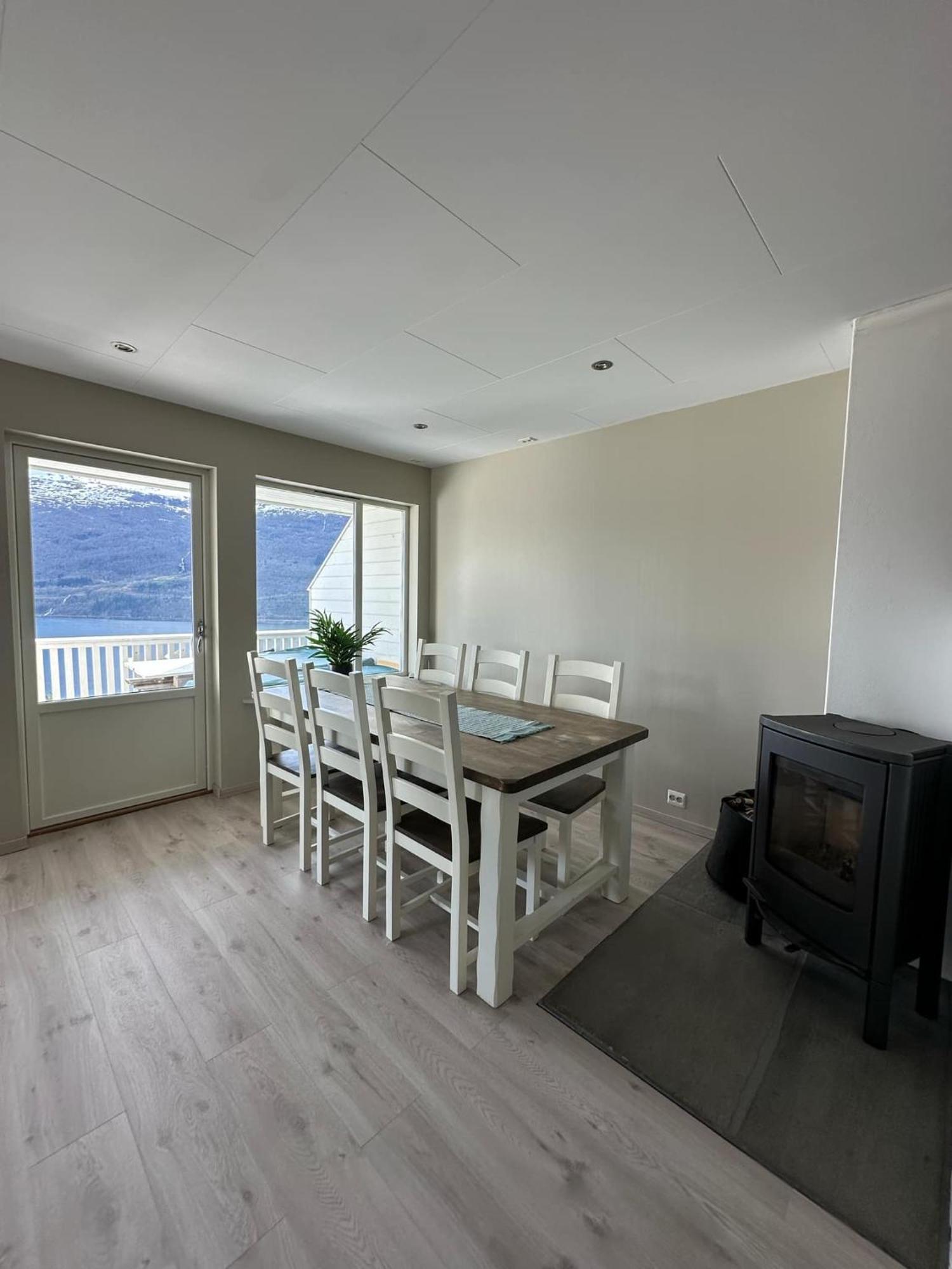 Med Fantastisk Utsikt Apartment Stryn